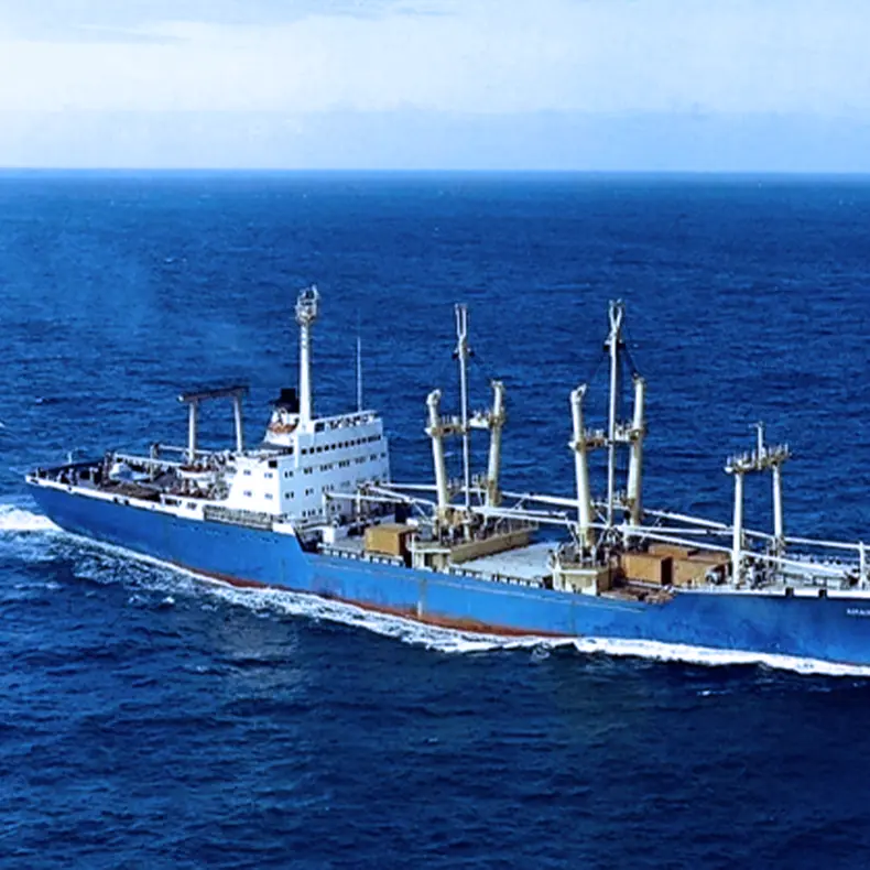 Navio Liner construído na Polônia.